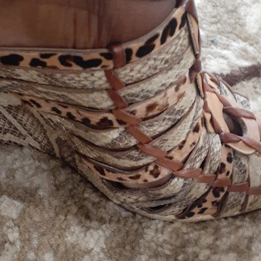 Cole haan snake skin/leather wedge size 9B
